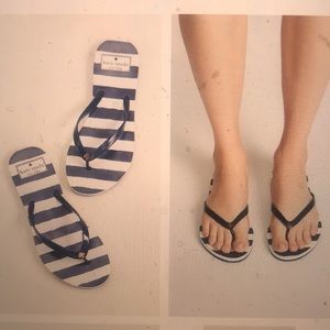 Kate Spade black & white flip flops size 7